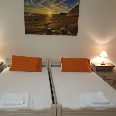 Loggos View Apartmán *